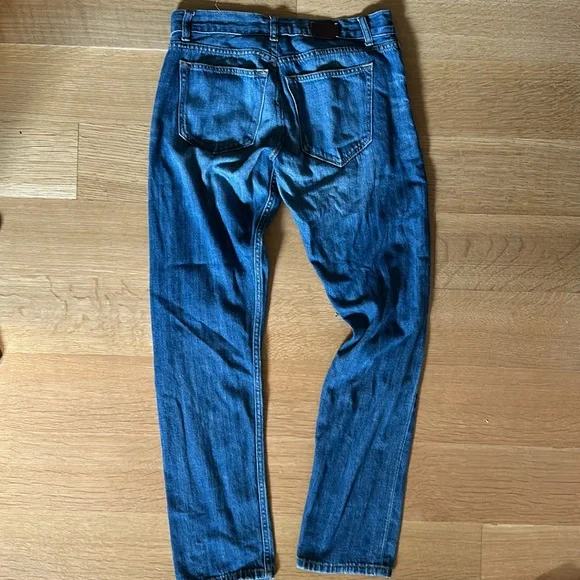 Banana Republic boyfriend fit jeans - Picture 3 of 3